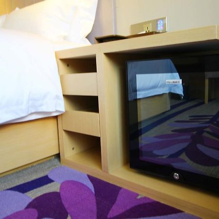 Lavande Hotel Jiujiang Xunyang Road Walking Street 外观 照片